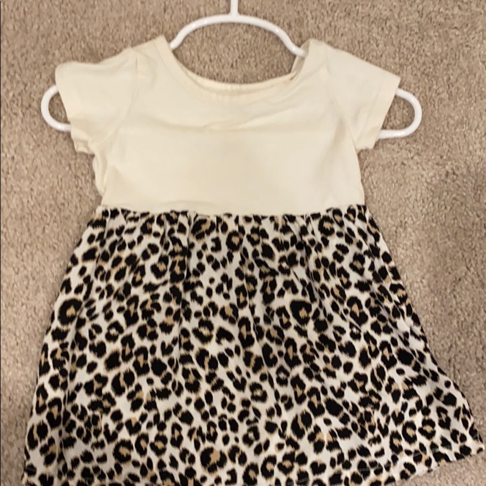 Old navy dress 6-12 months